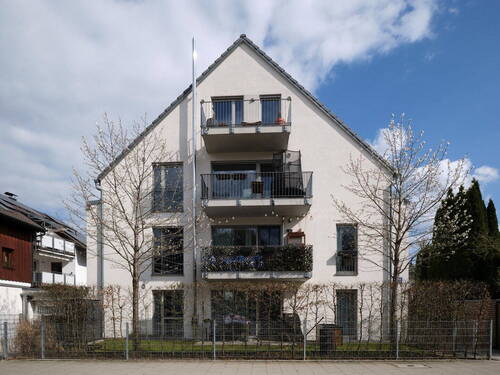 Attraktive moderne Hausansicht - 