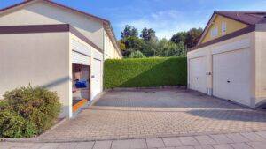 Garage - 
