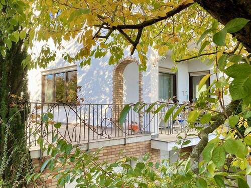Balkon-Terrasse SW - 8 Zimmer Mehrfamilienhaus, Wohnhaus in Schwandorf