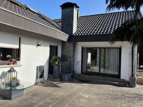 Terrasse/Freisitz - Einfamilienhaus mit 248,00 m&sup2; in Albstadt zum Kaufen