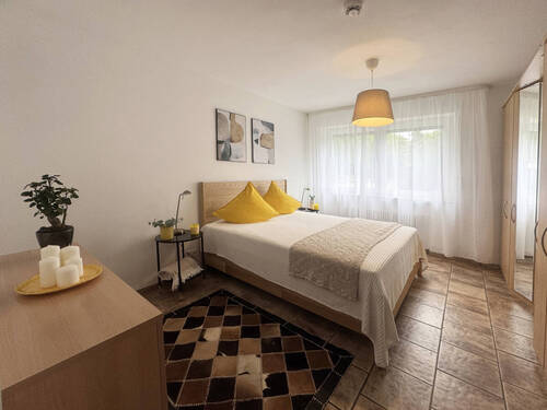 Schlafzimmer_ - 3 Zimmer Etagenwohnung in Krefeld