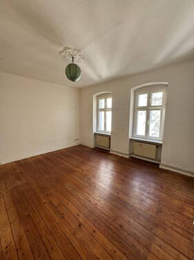 Wohnzimmer - Exklusive 2-Raum-Wohnung in Berlin Charlottenburg