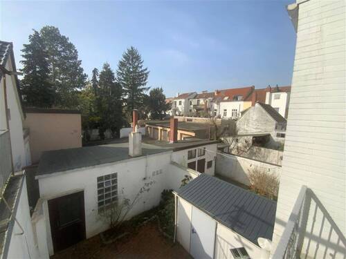 Terrassenblick im 1. OG - 5 Zimmer Mehrfamilienhaus, Wohnhaus zum Kaufen in Bremen