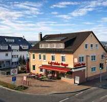 Zentral, hell und großzügig - Wohnen im Dachgeschoss mit vielen Extras - Wannweil