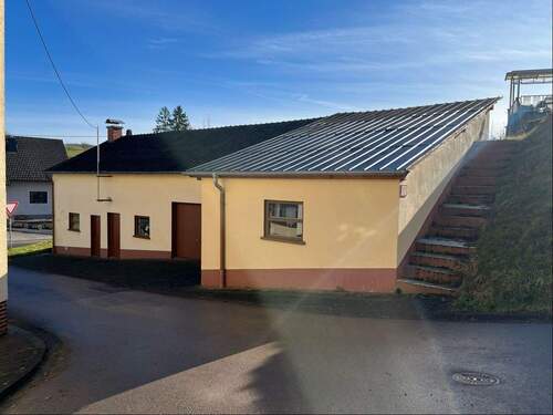 Nebengebäude mit Aufgang zum Garten - Einfamilienhaus mit 140,00 m&sup2; in Hütterscheid zum Kaufen