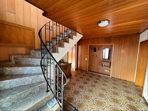 Diele / Treppenhaus EG - 