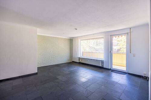 Wohnzimmer - 3 Zimmer Etagenwohnung zum Kaufen in Viernheim