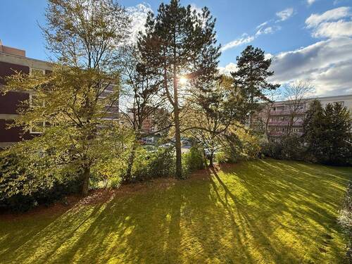 Ausblick Balkon - Etagenwohnung mit 82,00 m&sup2; in Viernheim zum Kaufen