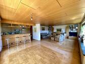 Wohn-/Essbereich - 5 Zimmer Einfamilienhaus zum Kaufen in Holzgerlingen