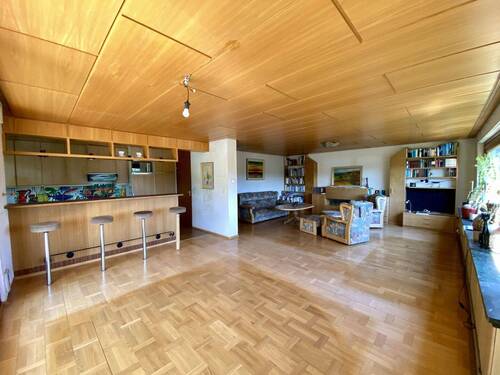 Wohn-/Essbereich - 5 Zimmer Einfamilienhaus zum Kaufen in Holzgerlingen