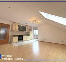 EINZIEHEN UND WOHLFÜHLEN: Charmante 2-Zimmer-Wohnung auf 2 Etagen in Ruhstorf!