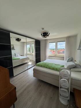 Schlafzimmer - Etagenwohnung in Herzogenaurach zum Kaufen