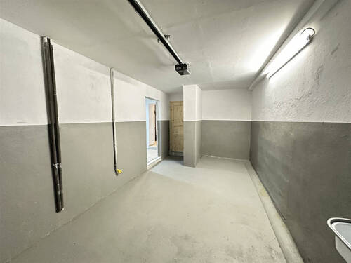 Garage - 