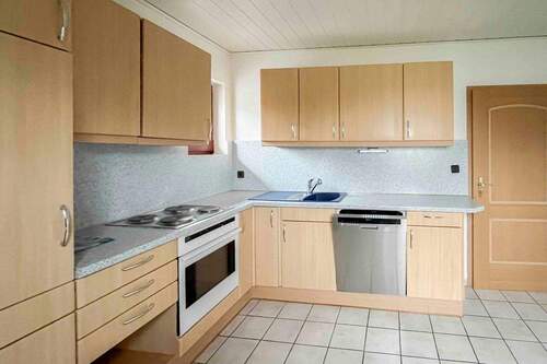 EG Küche - 7 Zimmer Einfamilienhaus in Ingolstadt