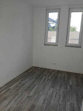Zimmer 2 - 