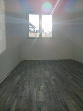 Zimmer 3 - 