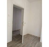 Neuwertige 4-Zimmerwohnung mit Terrasse - ideal für kleine Familie, Paar oder Berufstätigen-WG - Winnenden