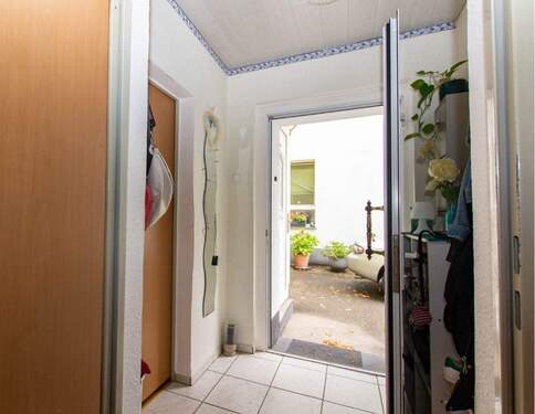 4. Diele Wohnung 1 - 1 Zimmer Mehrfamilienhaus, Wohnhaus in Castrop-Rauxel