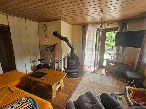 Wohnzimmer EG - 6 Zimmer Einfamilienhaus in Heidenheim