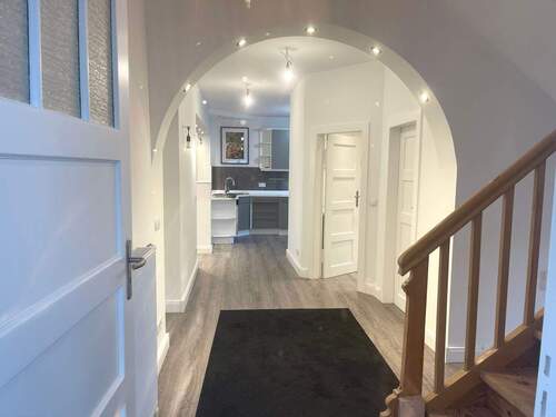 Eingangsbereich - 4 Zimmer Einfamilienhaus zum Kaufen in Falkensee