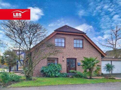 Ansicht straßenseitig - Aparte Ausnahme-Immobilie in Merfeld: ein Traum für kinderreiche Familien.