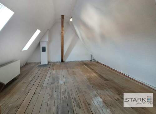 Dachboden - auch als Büro nutzbar.jpg - 