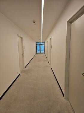 Flur - Büro zur Miete in Frankfurt am Main