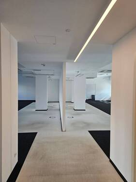 Büro - Bild 2 - Büro mit 830,00 m&sup2; in Frankfurt am Main zur Miete