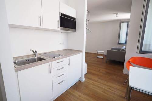 Essen-Kochen-Wohnen - 2 Zimmer Etagenwohnung in Nürnberg