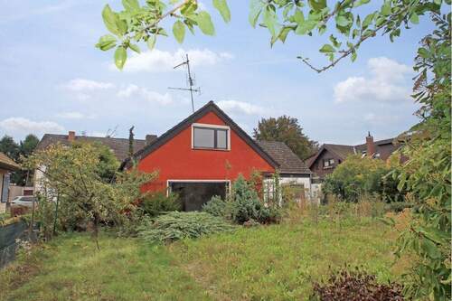 Garten- und Hausansicht - 