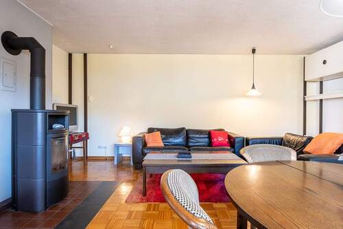 18367 Wohnzimmer - 6 Zimmer Mehrfamilienhaus, Wohnhaus zum Kaufen in Gerolstein