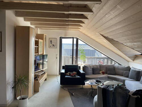 Wohnzimmer - 2 Zimmer Etagenwohnung zum Kaufen in Goldbach