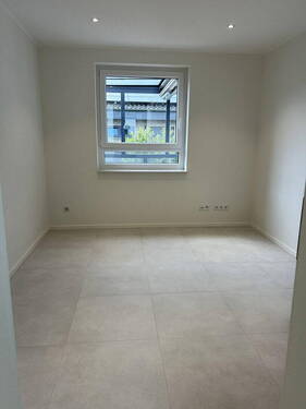 Zimmer 2 - 