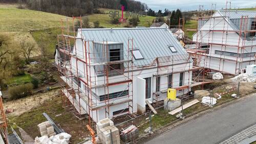 Bild 3 - 5 Zimmer Einfamilienhaus in Utscheid