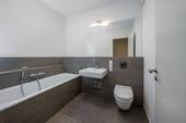 4 - 3 Zimmer Etagenwohnung in Berlin