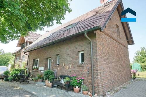 Alpen-Menzelen-Ost: 2 ETW - Alpen-Menzelen: Zwei Eigentumswohnungen mit Geschichte