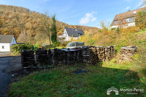 Blick aufs Baugrundstück - 