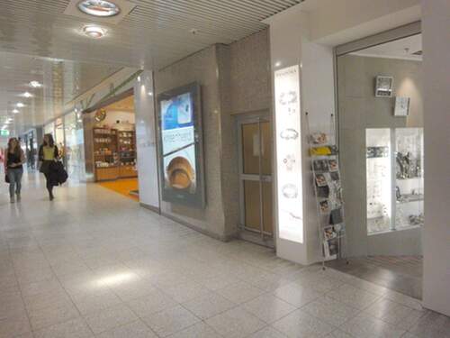 Zugang zum Einkaufszentrum - 