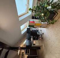 Gemütliche Dachgeschosswohnung mit Entwicklungspotenzial - Karben Petterweil