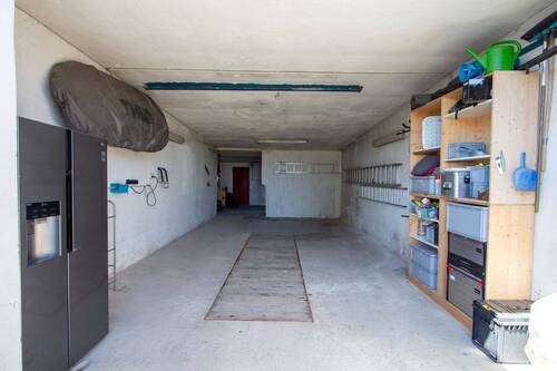 Garage - 