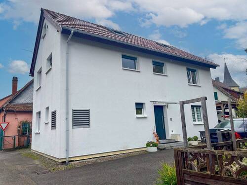 Außenansicht - Familientraum mit Zukunft - modernes Haus mit ausbaufähigem DG