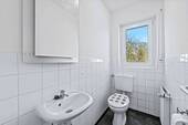 Gäste-WC Erdgeschoss - 