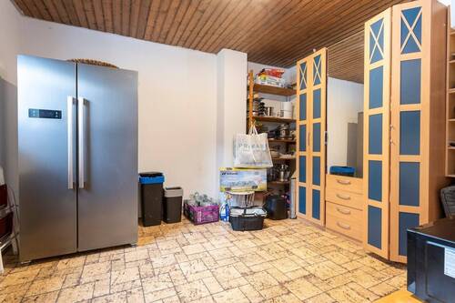 Nebenraum zur Küche - eventuell weiteres Zimmer - 