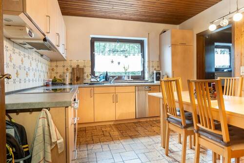 Die großzügige Küche ... - 