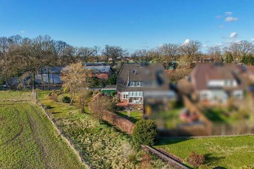 Drohnenfoto - 4 Zimmer Doppelhaushälfte zum Kaufen in Lentföhrden