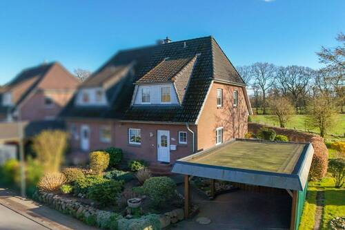 Drohnenfoto - 4 Zimmer Doppelhaushälfte in Lentföhrden