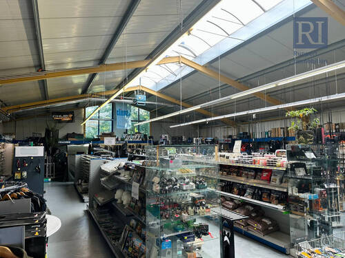 Verkaufsfläche - Gewerbeobjekt (Büro, Produktion, Verkauf) in Kitzingen zur Miete