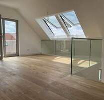 NIEDRIGE NEBENKOSTEN - 2 12 Zimmer Dachgeschosstraum - Starnberg