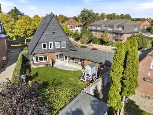 Luftaufnahmen - 6 Zimmer Einfamilienhaus in Heide