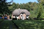Bild 1 - Idyllisches Anwesen mit Waldgrundstück bei Husum